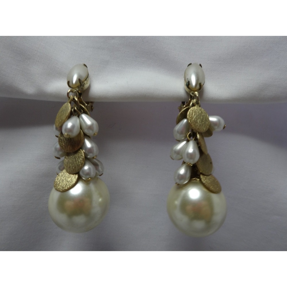Vtg LEWIS SEGAL California Large PEARL Bangle Drop‎ Clip Earrings 2 1/2" Signed